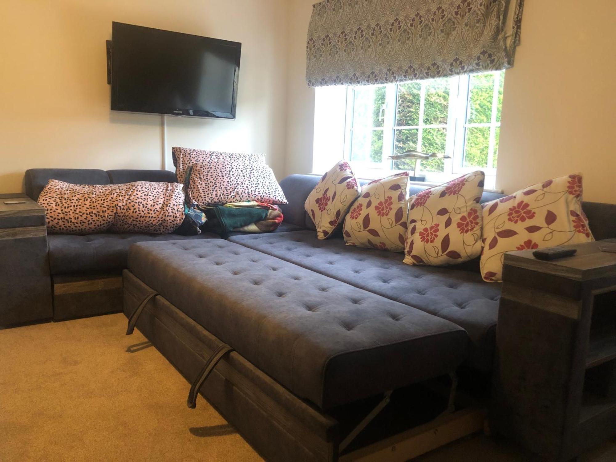 Entire Guest Suite With Gated Property Broad Blunsdon Luaran gambar